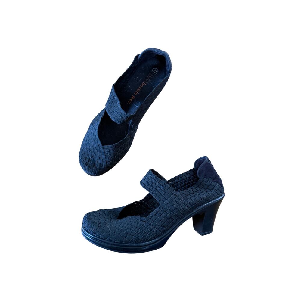 Bernie Mev's Womens Bonnie Pump Shoes‎ in black classic comfort